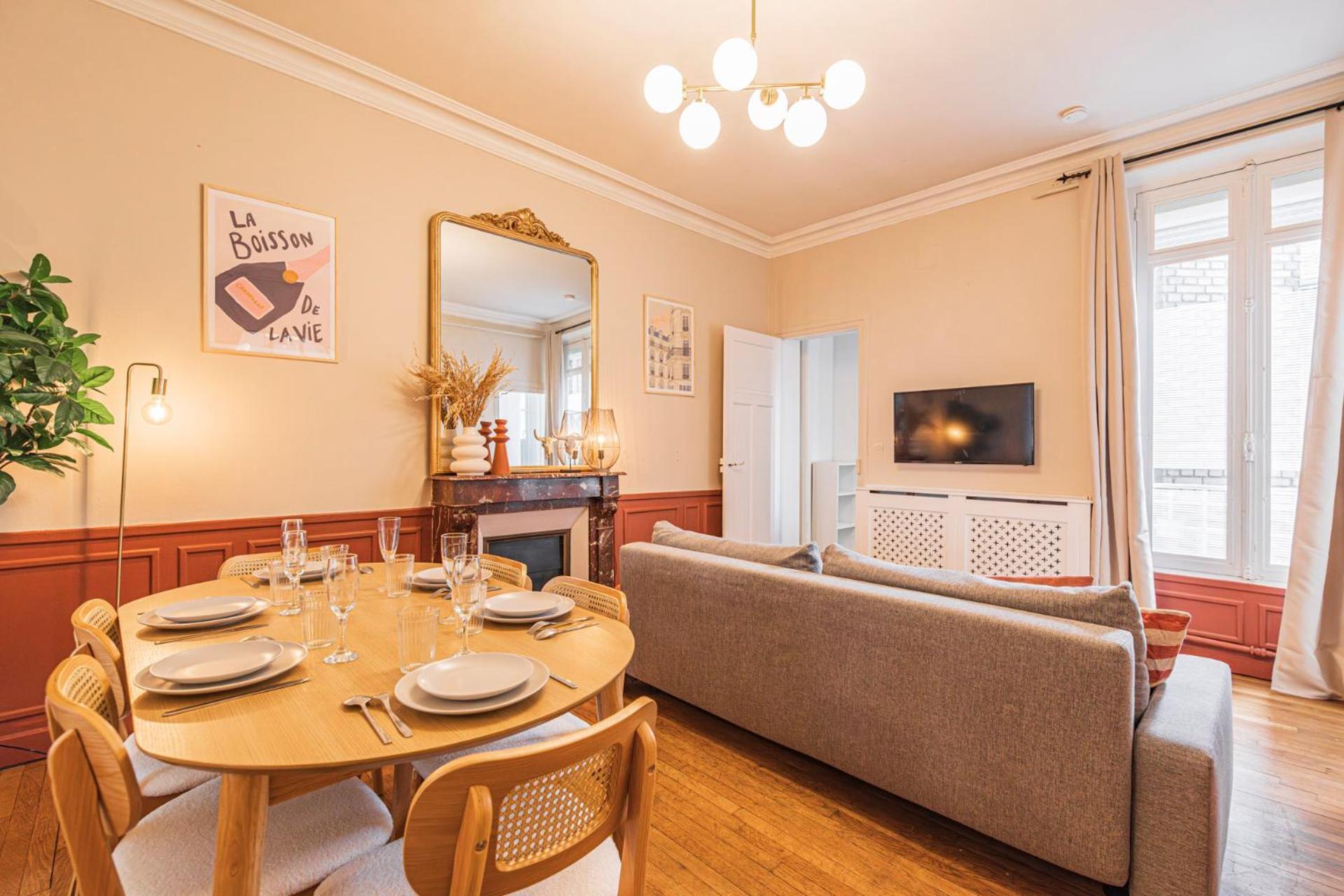 L'Haussmannien - Spacieux 4 Chambres - Centre - Gare Реймс Экстерьер фото