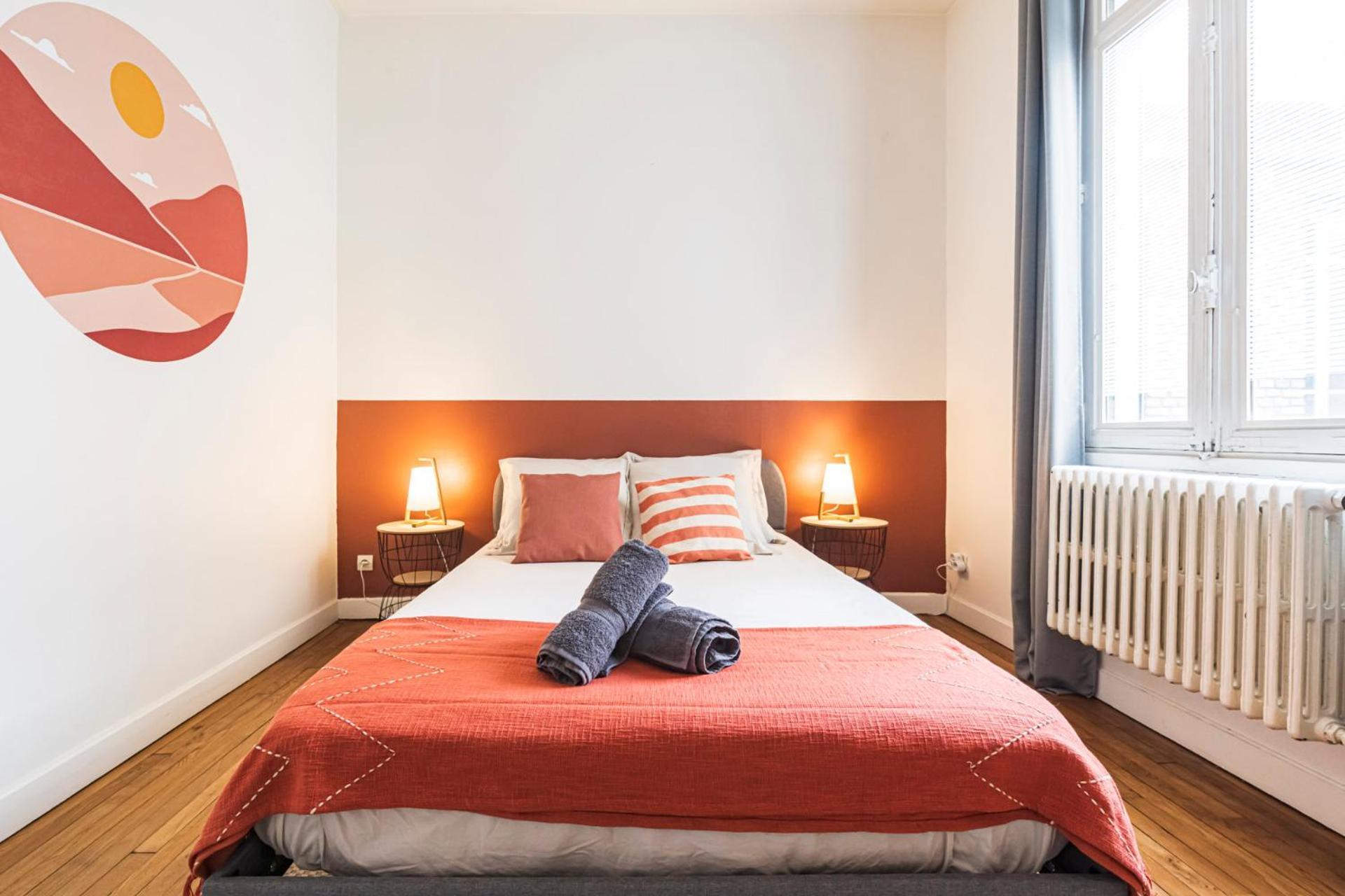 L'Haussmannien - Spacieux 4 Chambres - Centre - Gare Реймс Экстерьер фото